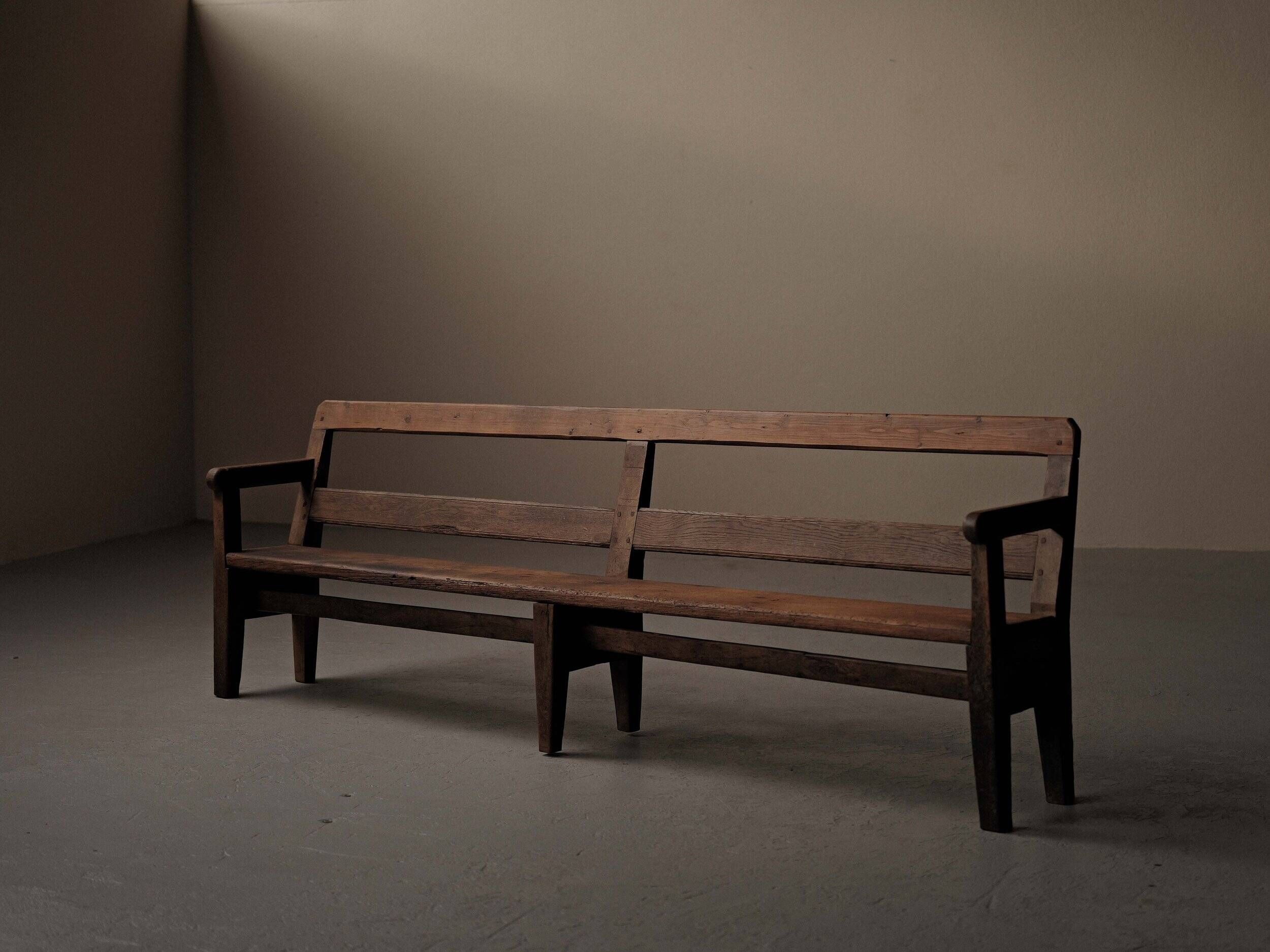 Large antique farmhouse bench in solid wood – Auvergne, around 1900