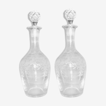 2 carafons of chiseled glass