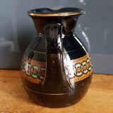 Pitcher case in vintage ceramic