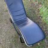 Italian lounge chair from the 1980s.