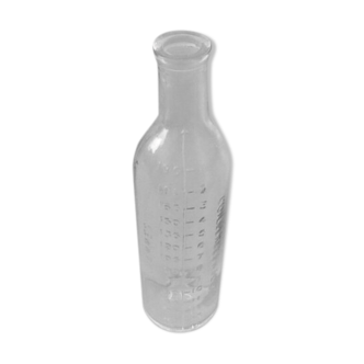 1950s Bottle / Apothecary Bottle Graduated in relief