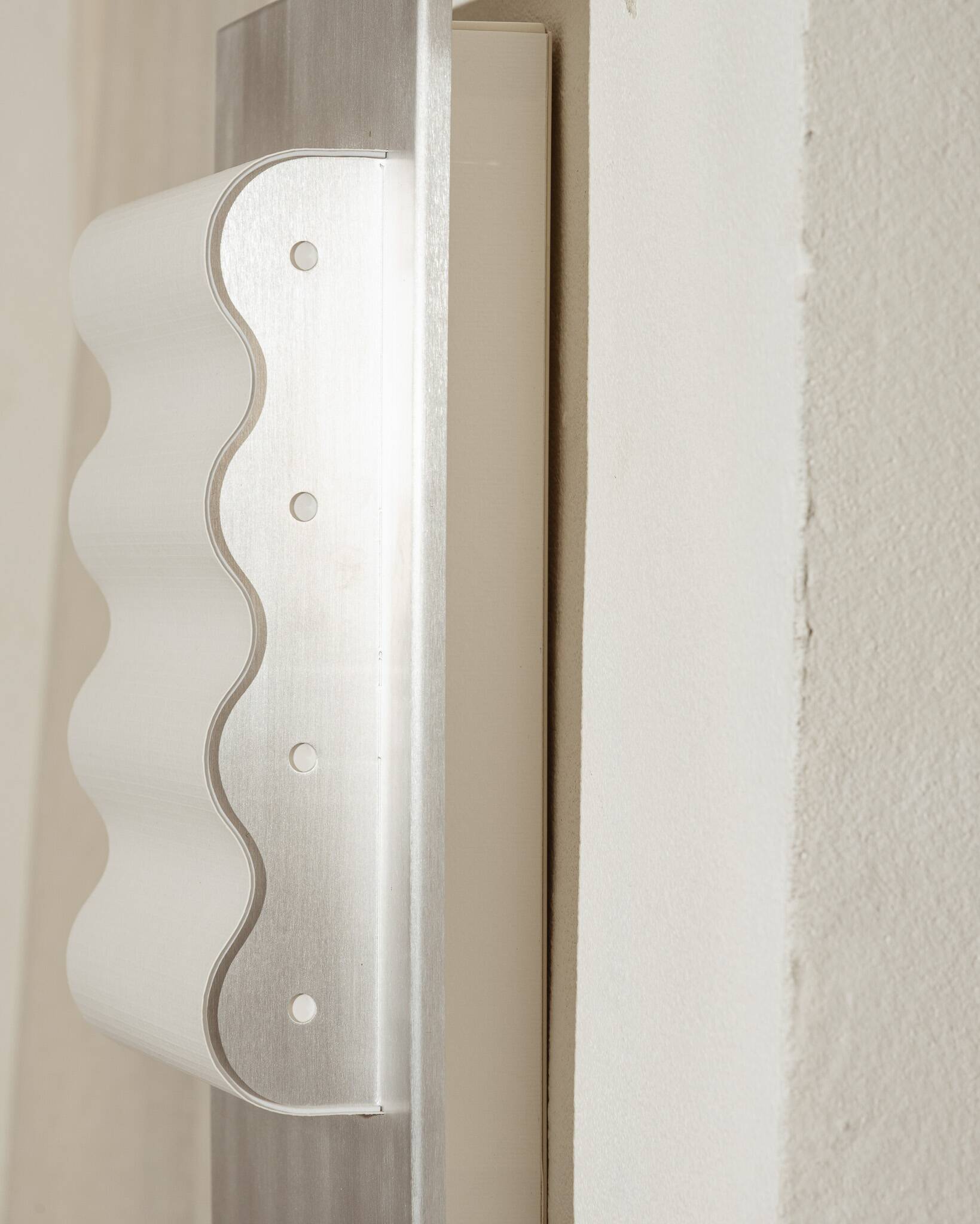 Applique frame en aluminium brut m