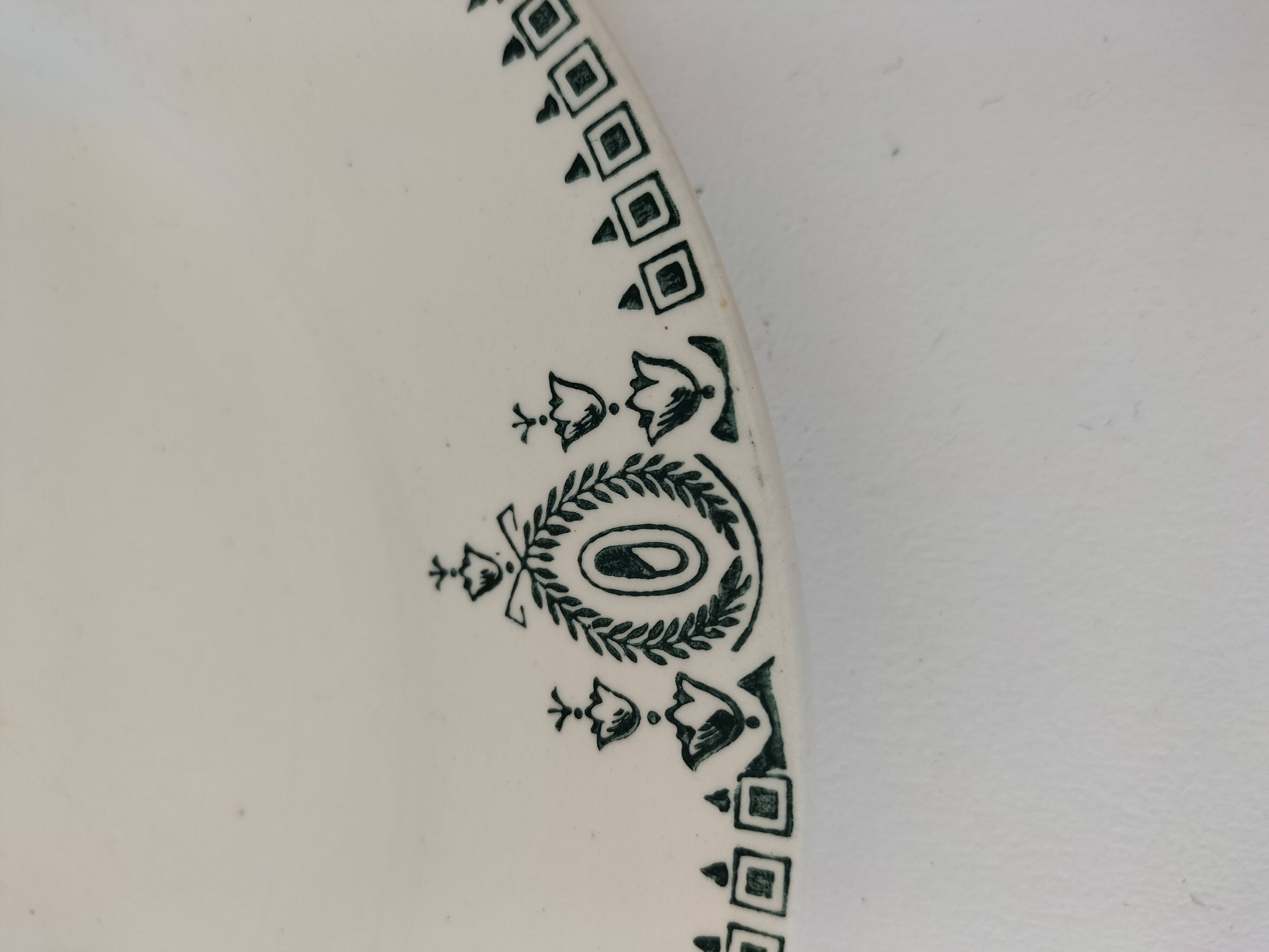 Saint Amand vintage plate