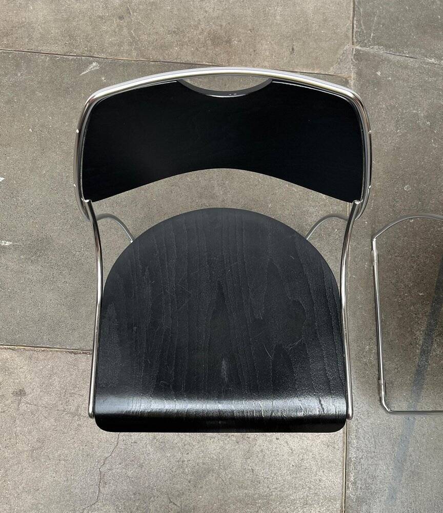 Set of minimalist postmodern stackable chairs, 1980s.