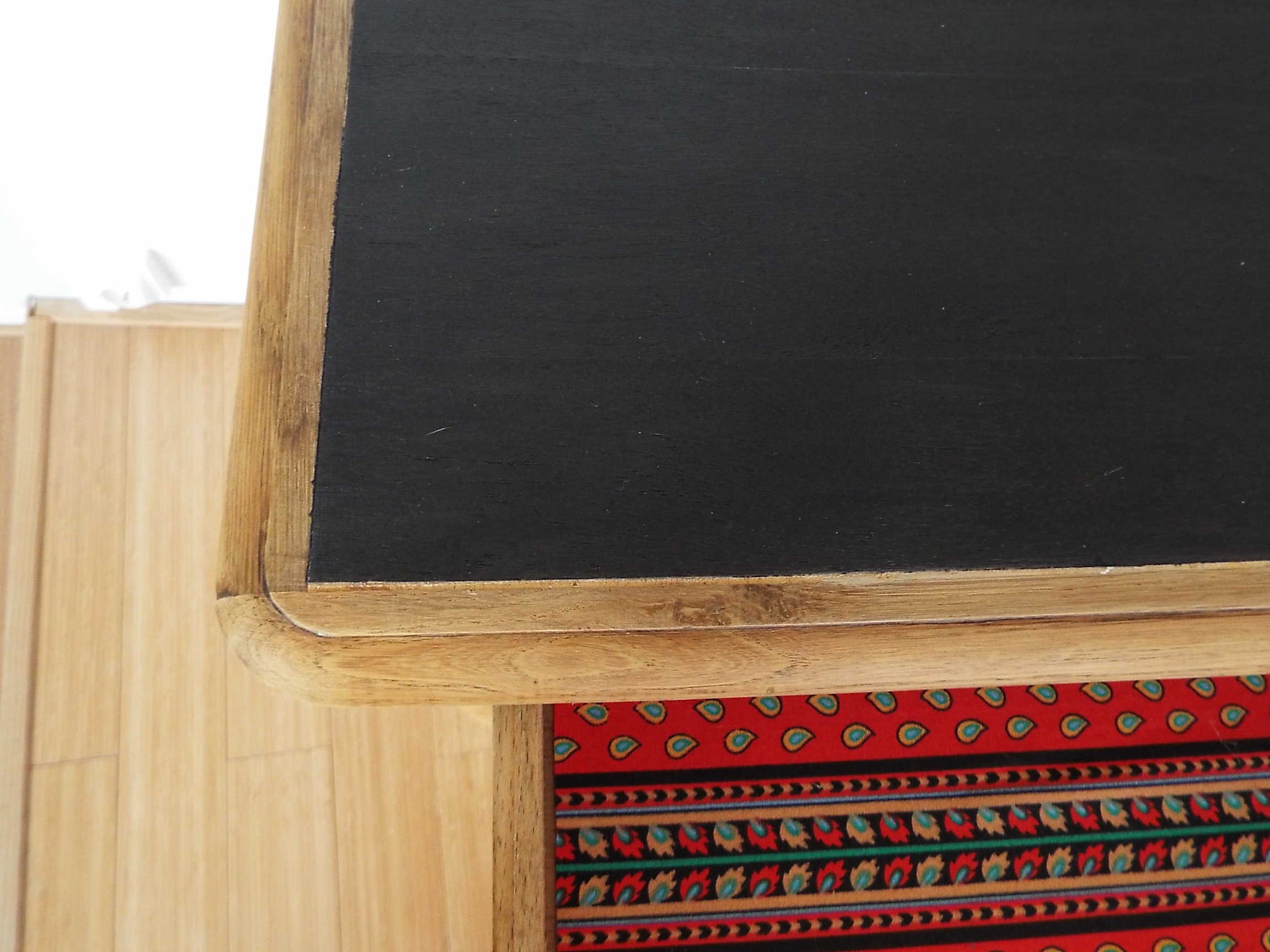 Art deco style table