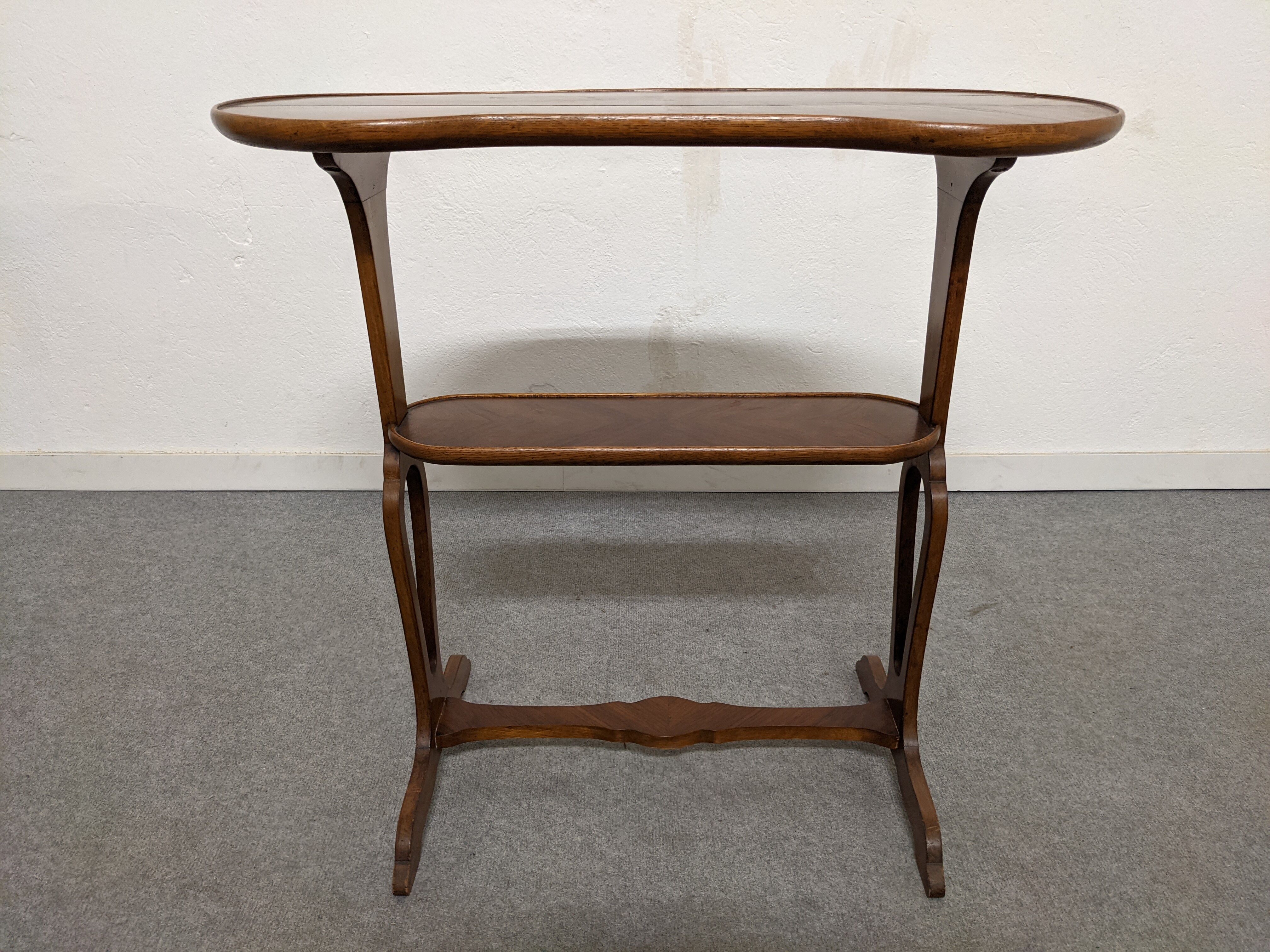 Side table called "kidney" art nouveau