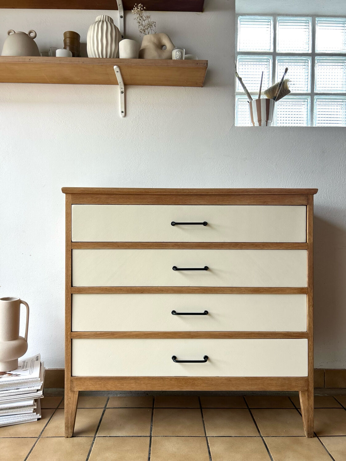 Vintage chest of drawers