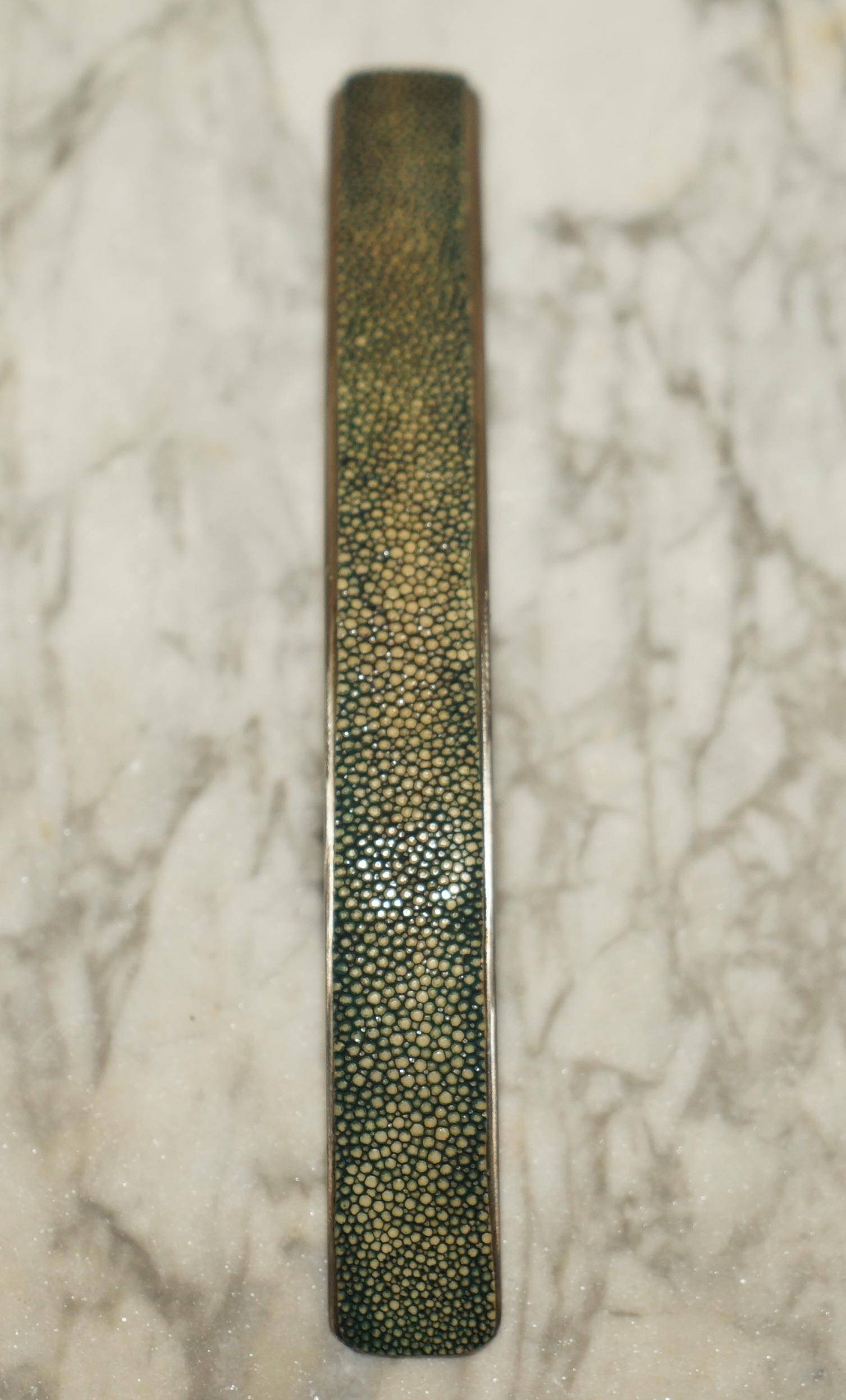 Set of Six Contemporary Drawer Handles in Shark Shagreen Manta Ray