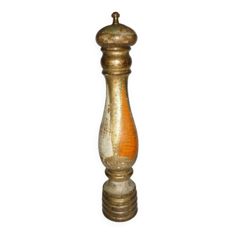 Pepper mill