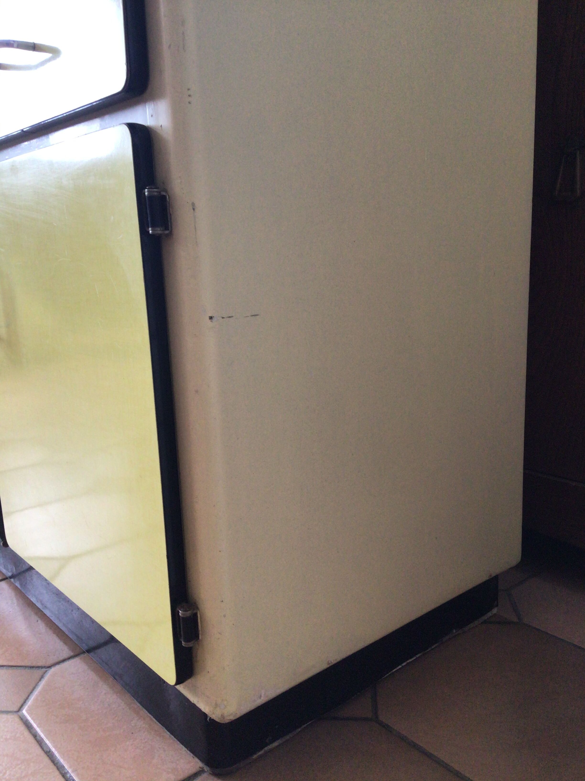 Formica kitchen buffet cabinet