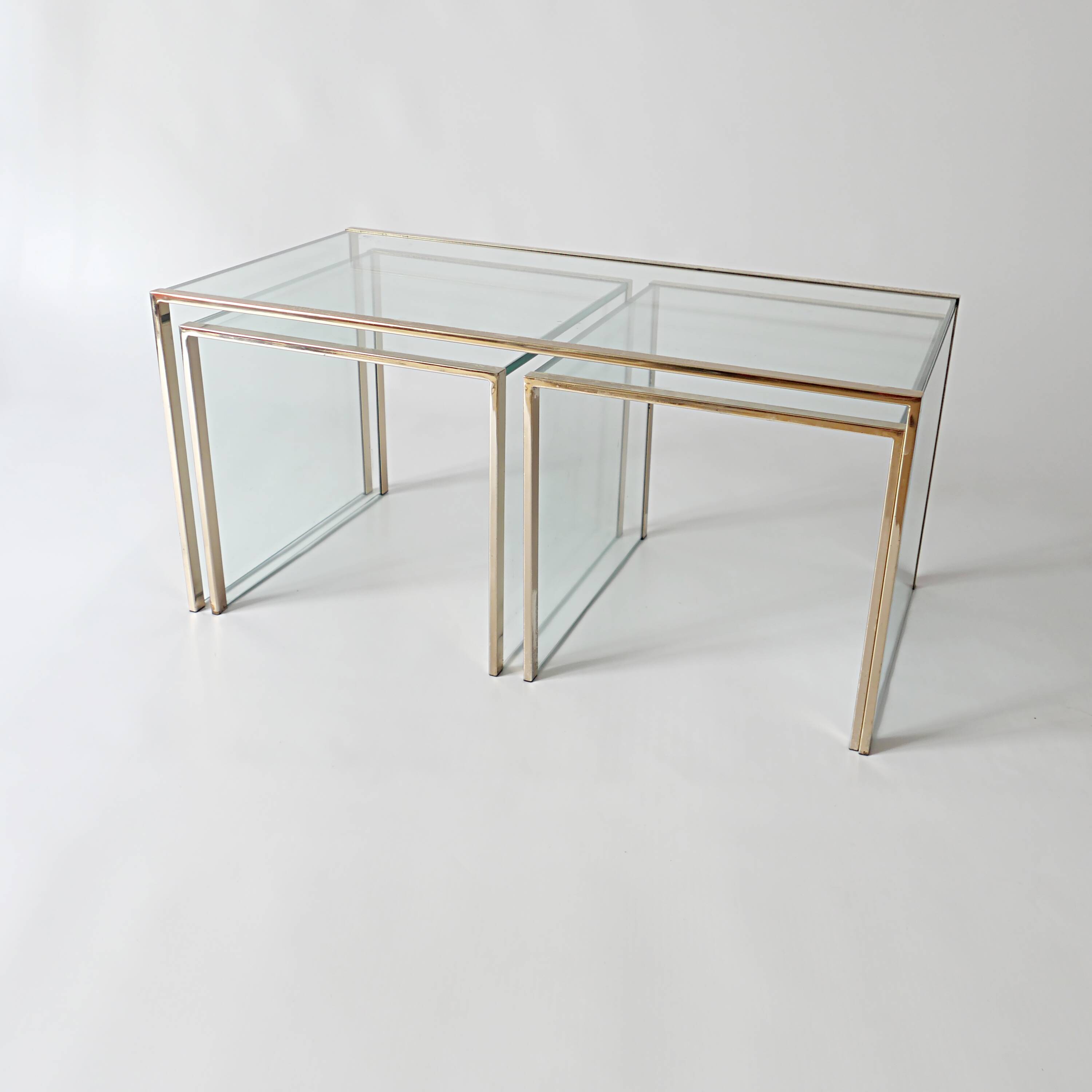 3 nesting coffee tables in glass and gilded metal, 1950-1970