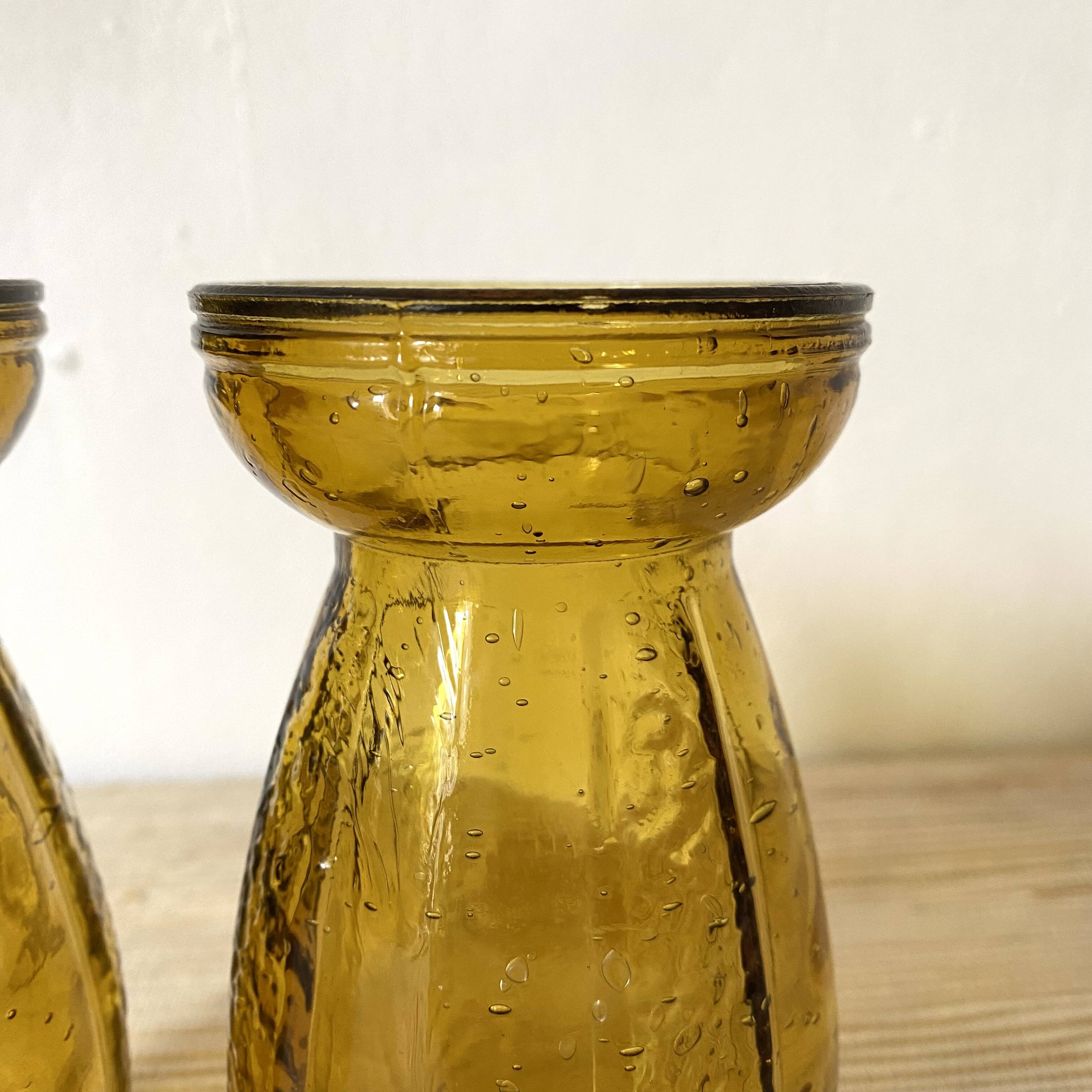 Paire de vases à jacinthe en verre ambré bullé