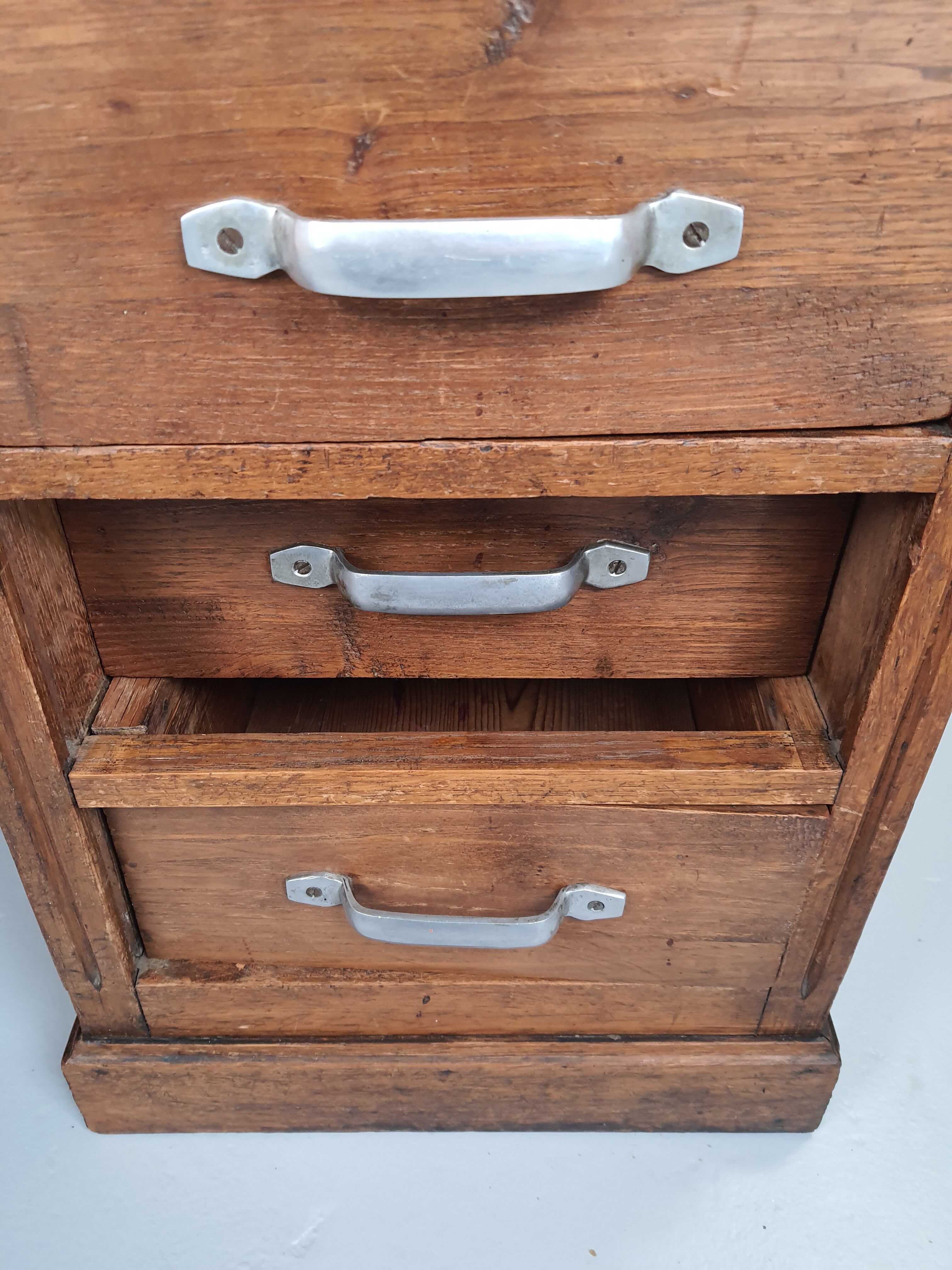 Bureau administratif pour enfant 4 tiroirs