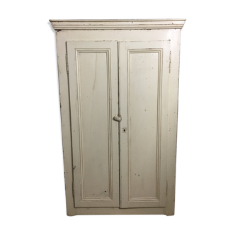 Armoire patine blanche vieillie