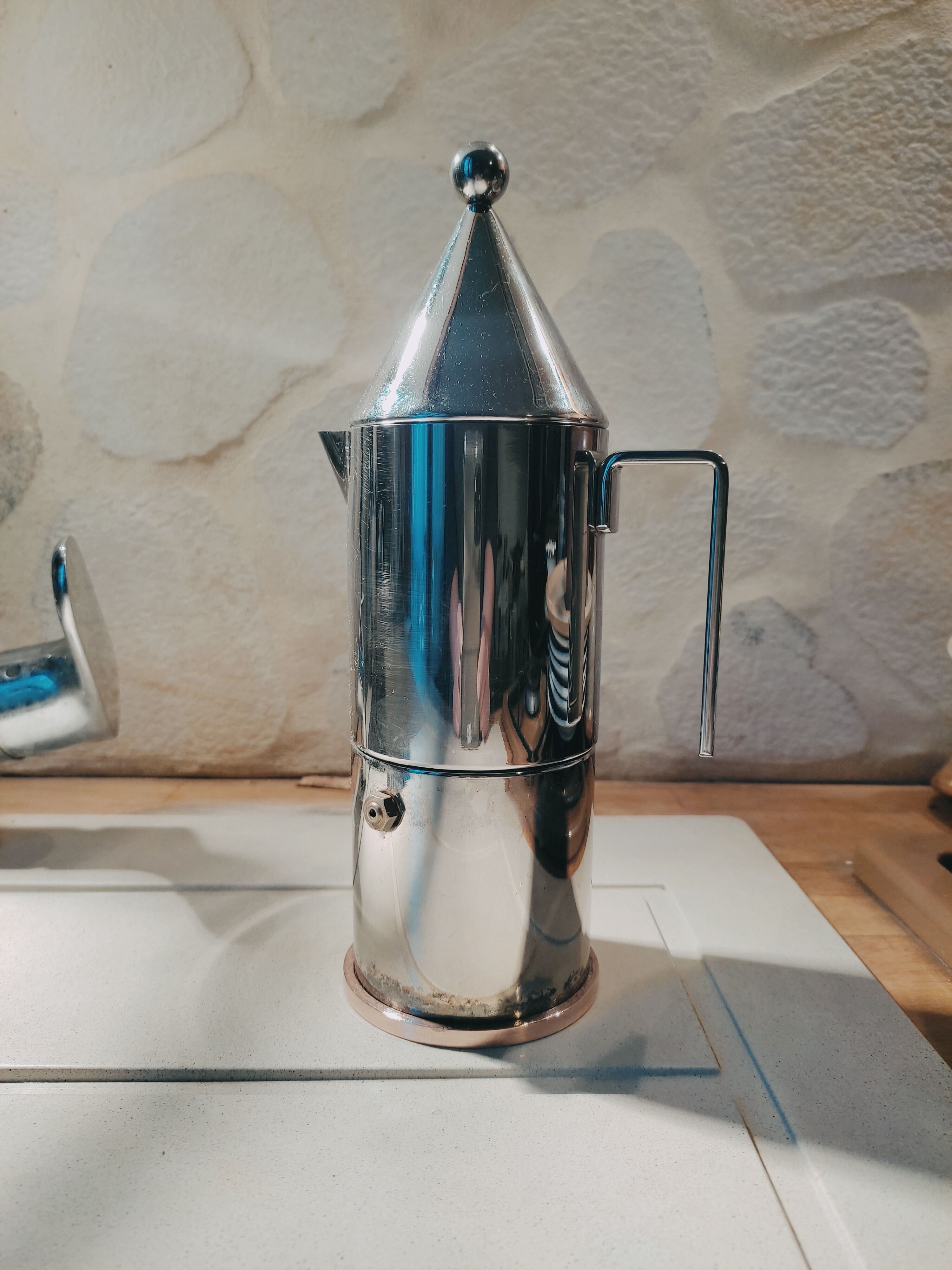 Italian coffee maker Conica Alessi