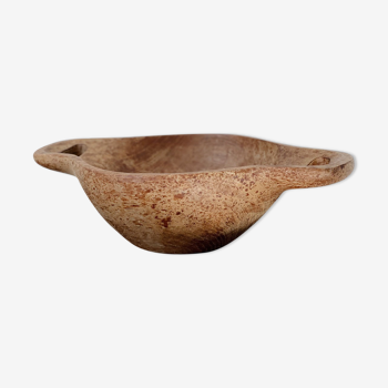 Primitive wooden bowl