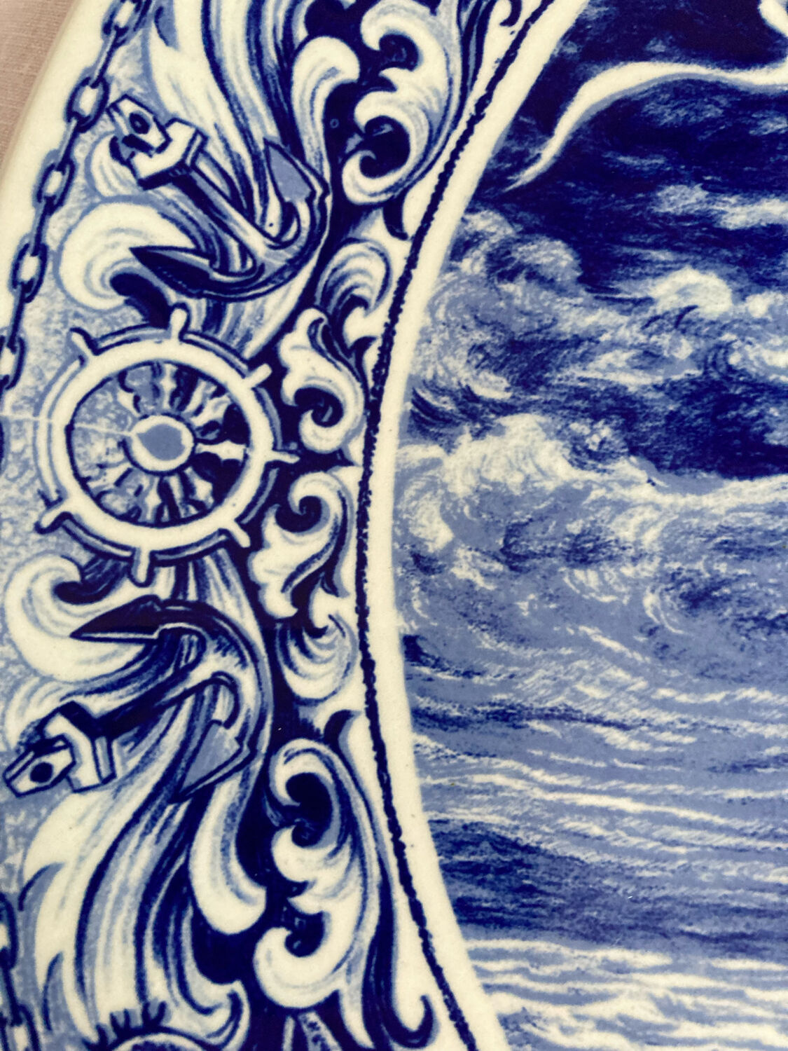 Delft plate sailboat motif