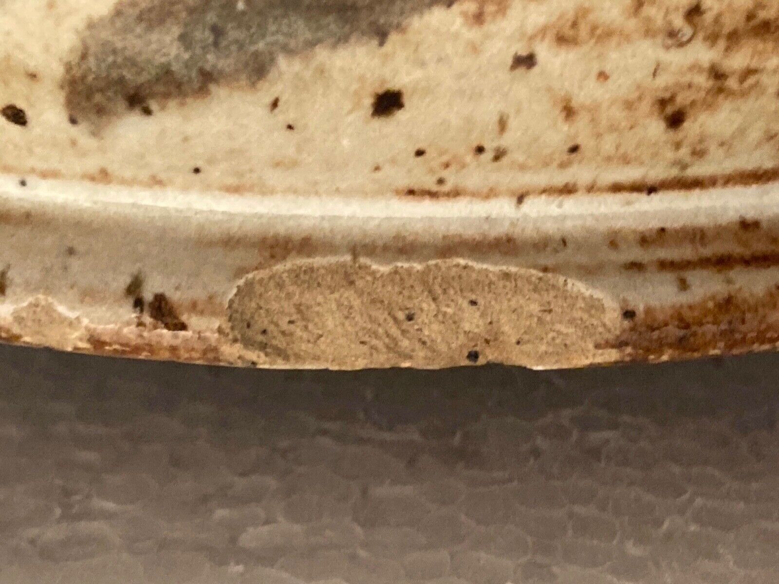Ceramic pan XXth signature to be identified