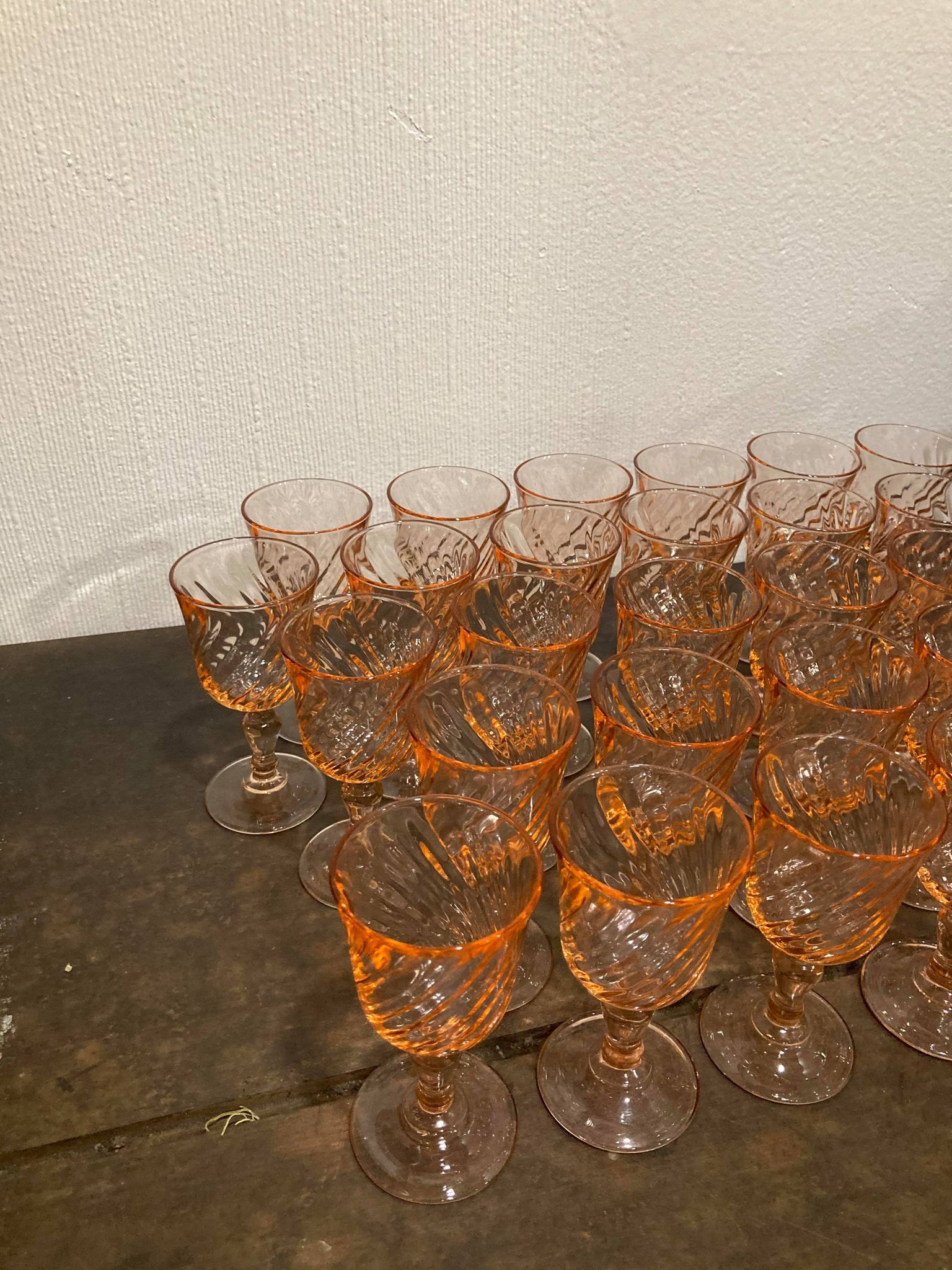 Lot de 29 verres Arcoroc modèle Rosaline