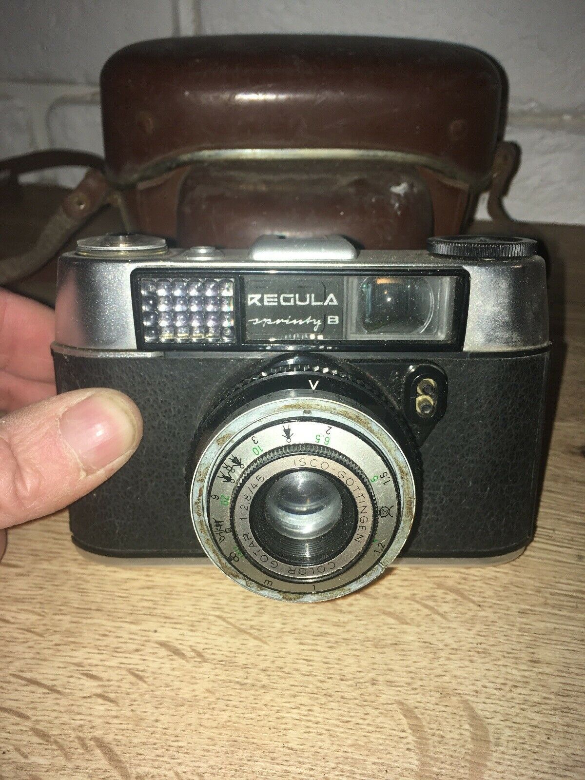 Regula sprinty b camera with case