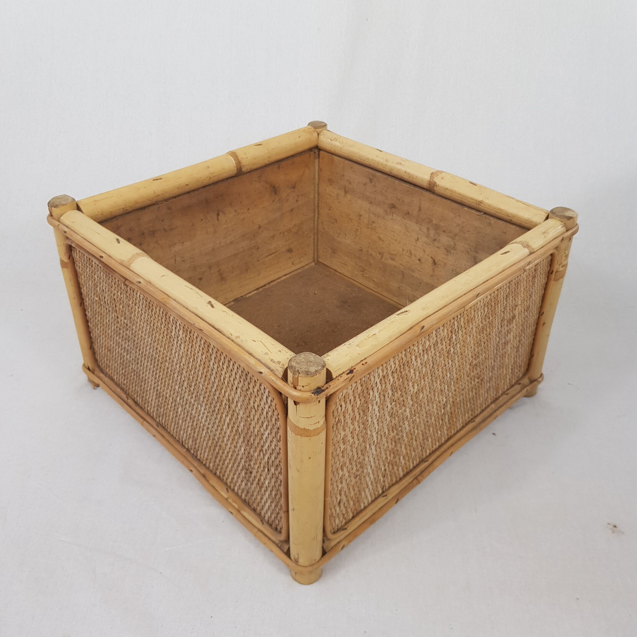 Square-shaped indoor gardener in vintage rattan bamboo