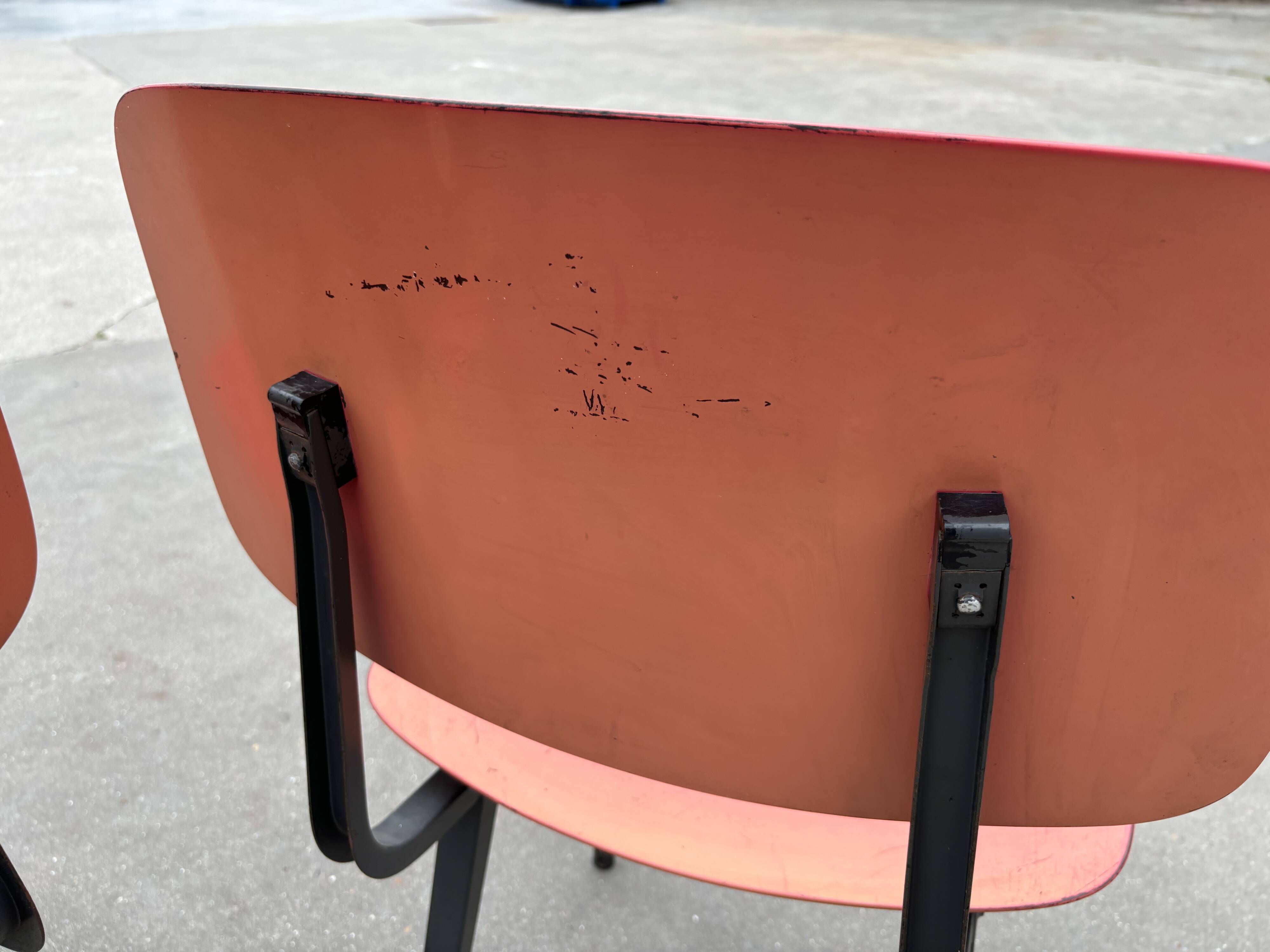 Vintage set of 4x Friso Kramer Revolt chairs Ahrend de Cirkel dutch design