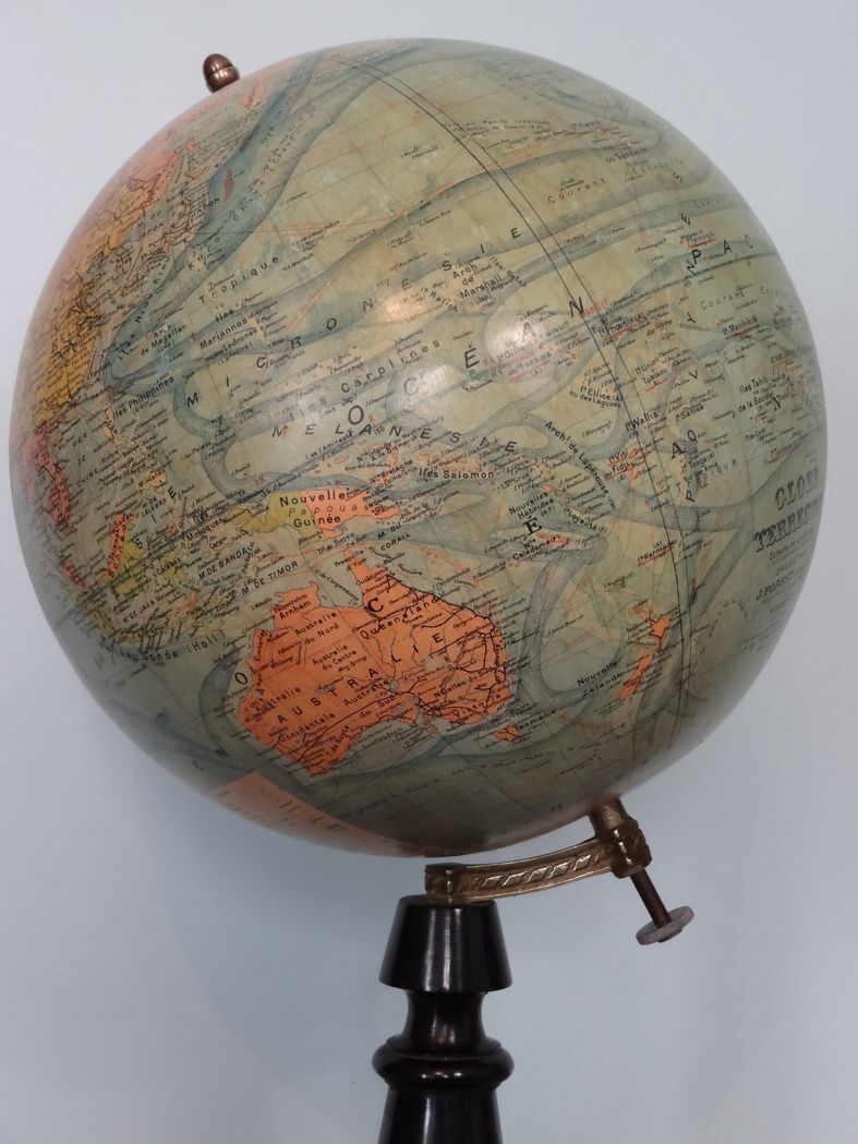 Globe terrestrial Forest late nineteenth / early twentieth wood base turned