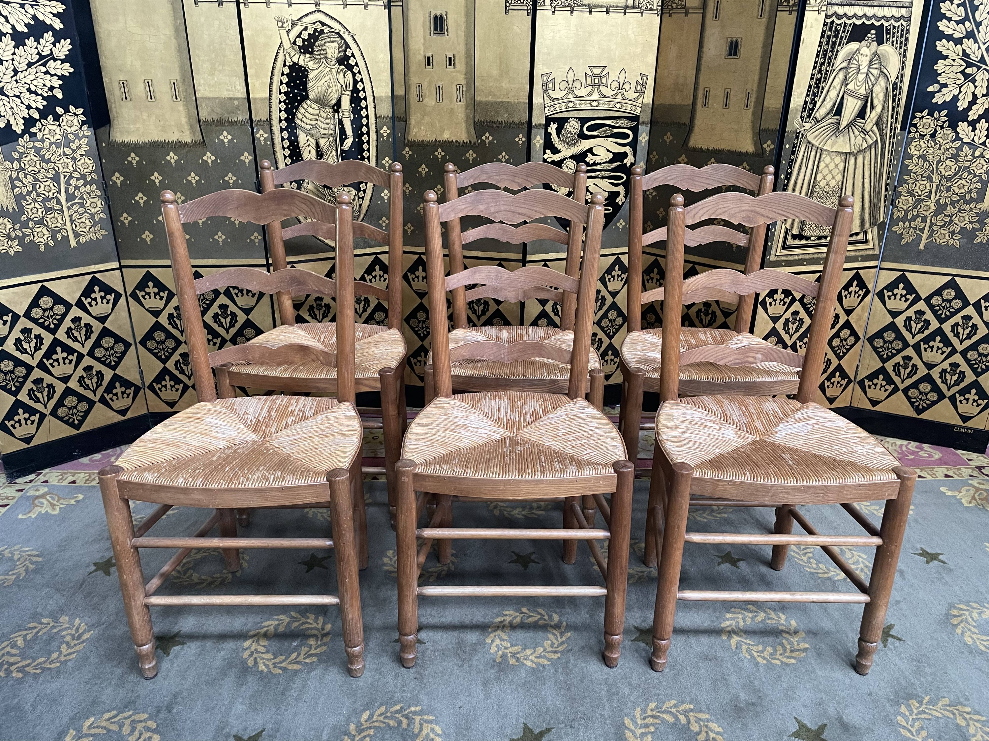 6 rustic ash mulched chairs