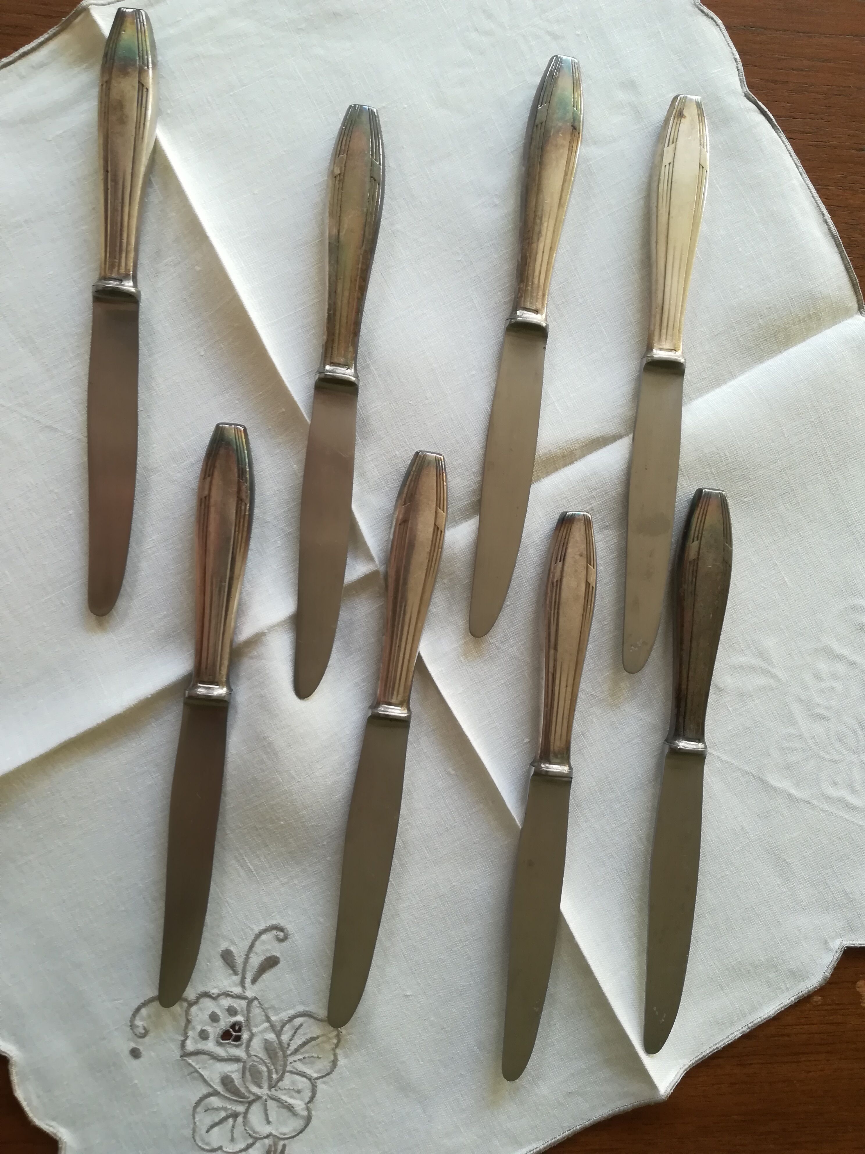 8 vintage Christofle knives in silver metal