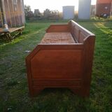 Art Deco banquette in its original condition.
