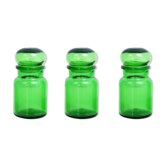 Set of 3 bottles or green glass containers