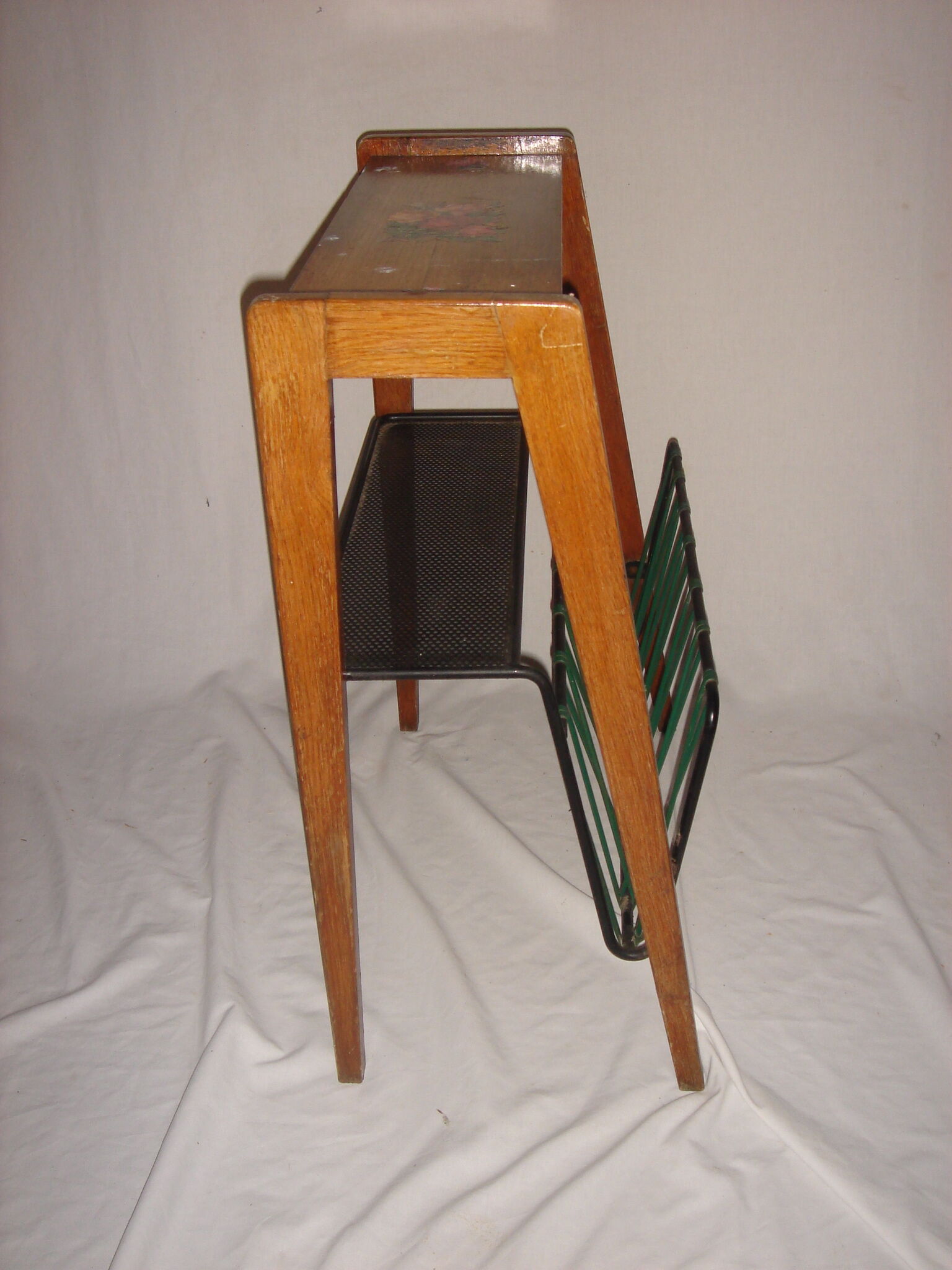 Magazine rack 1950