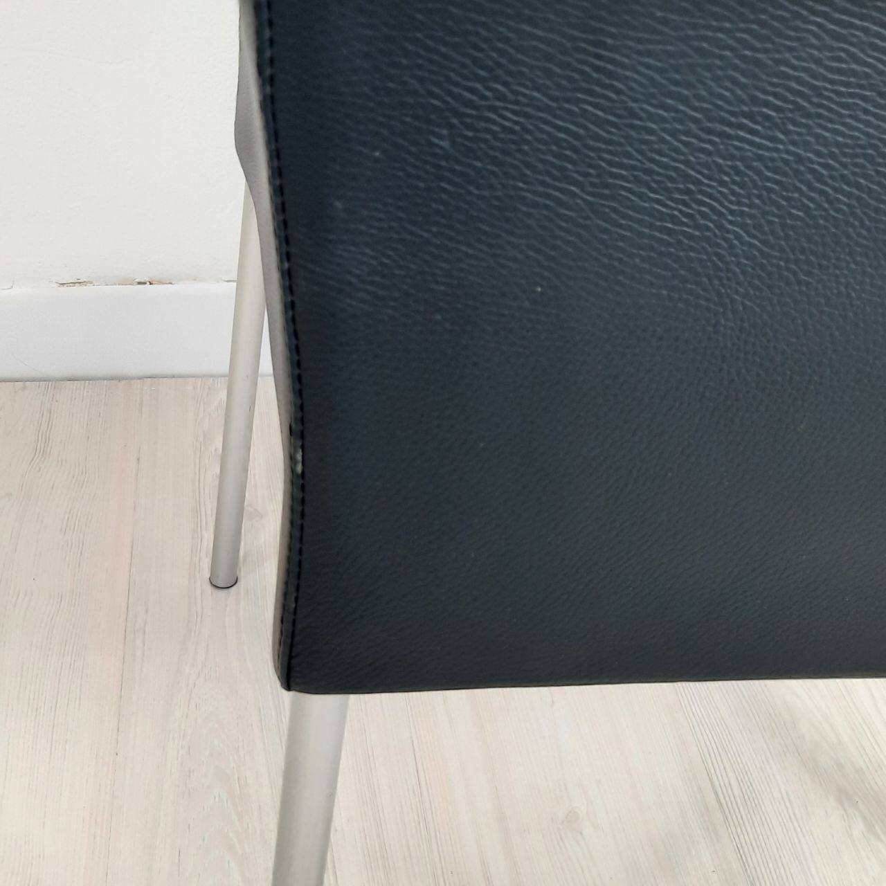Quatre fauteuils de Matteo Grassi cuir années 1990/2000