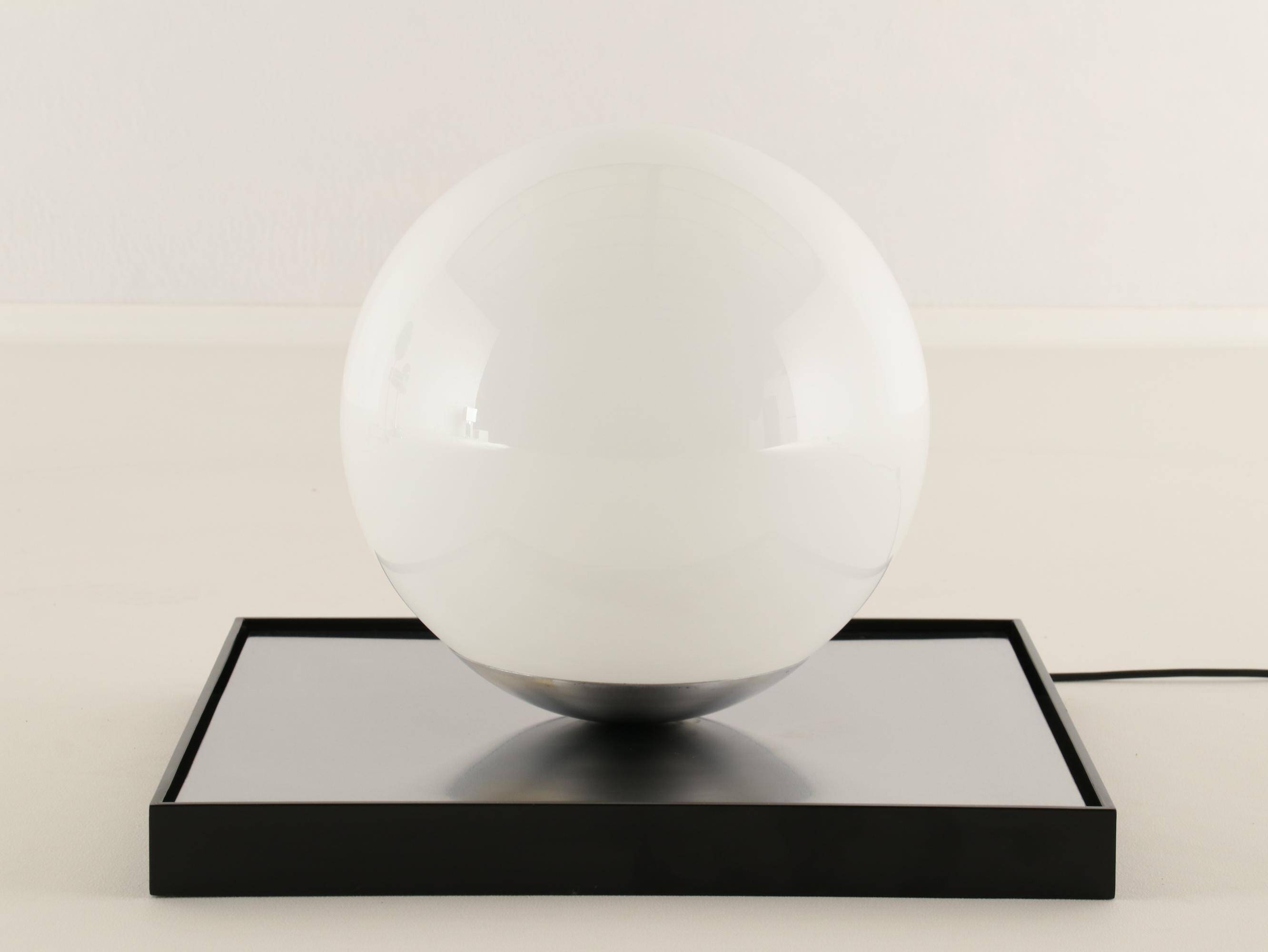 Mid-century Modern Globe Lamp, Italy, 1970s