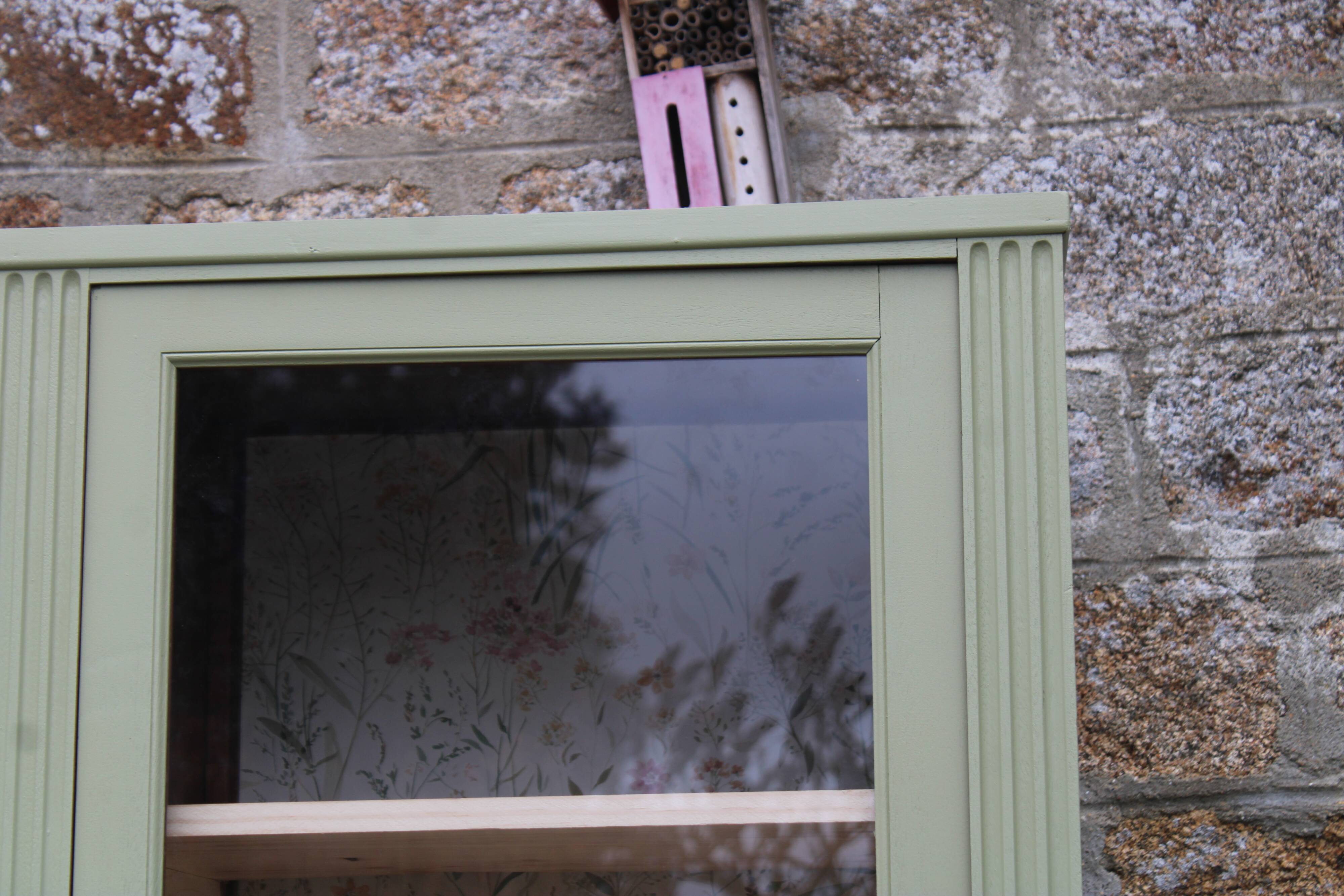 Renovated antique display cabinet – Lizard Green (Pure & Paint)