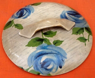 1950s Old lithographed box Blue pink décor