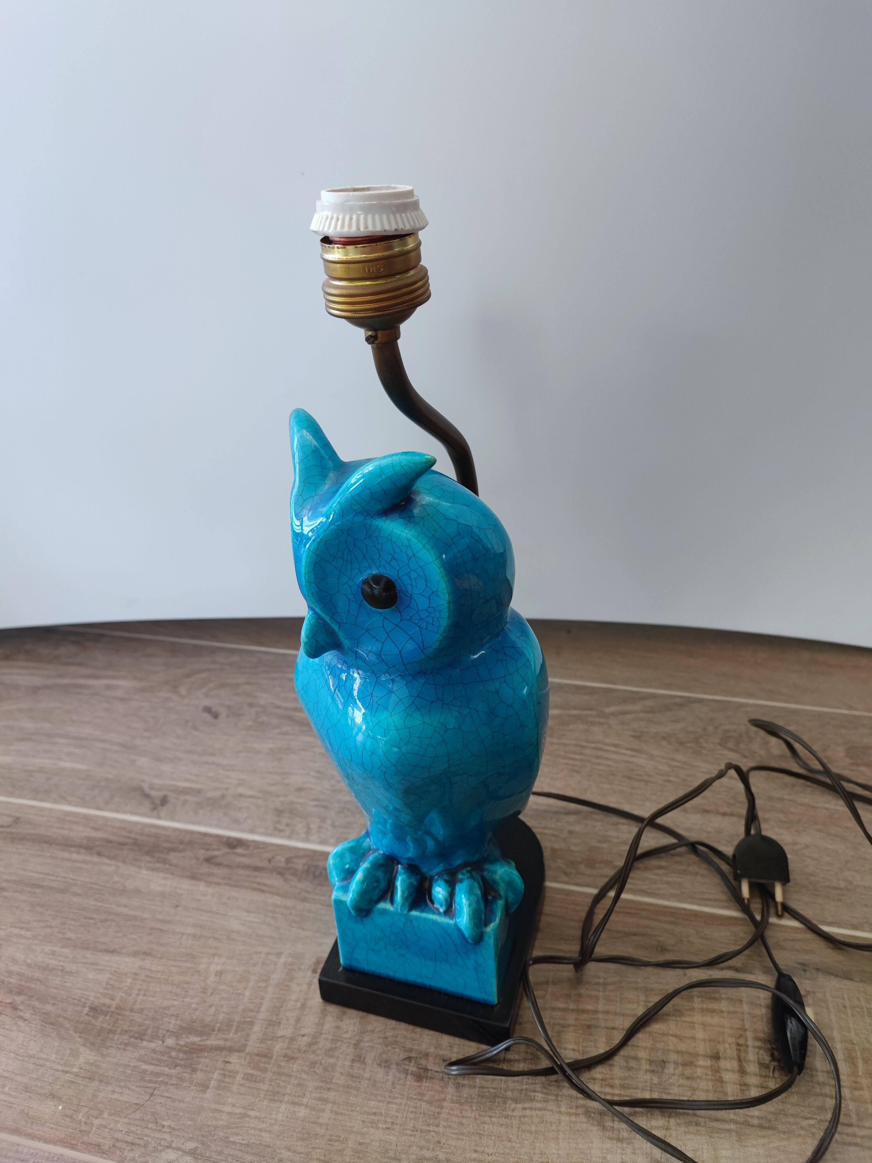 Turquoise cracked earthenware owl lamp
