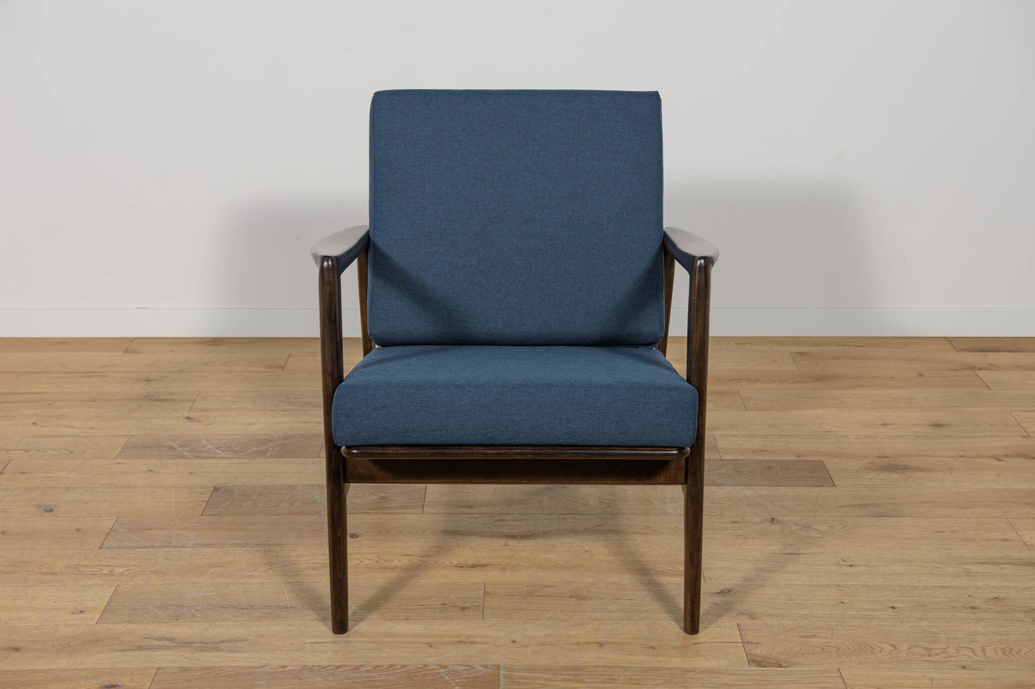 Model 300-139 Armchairs from Swarzędz Furniture Factory, 1960s, Set of 2