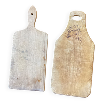 Two vintage wooden cutting boards dimension: height -36cm- width -16.5cm-