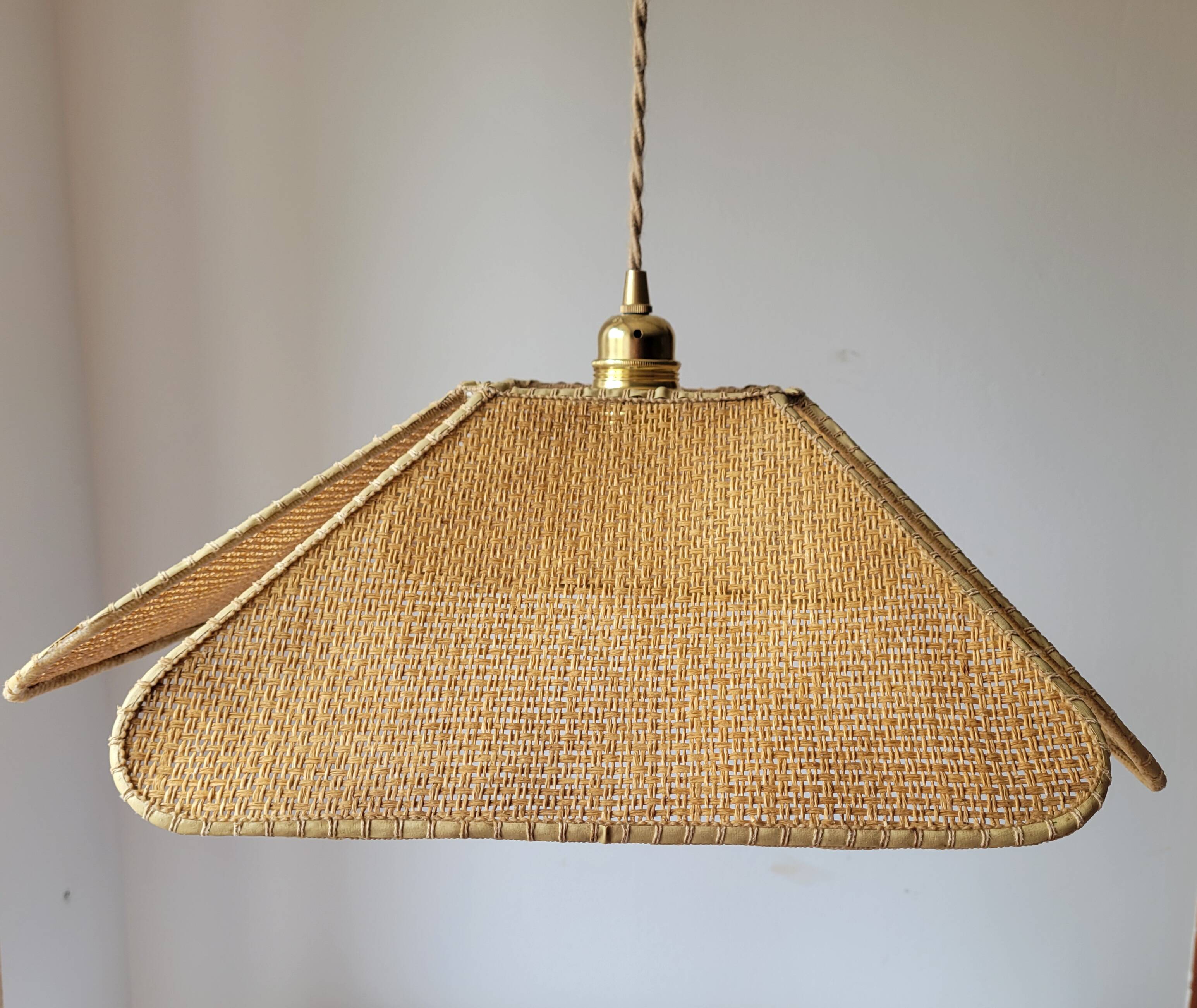 Rabane and leather suspension