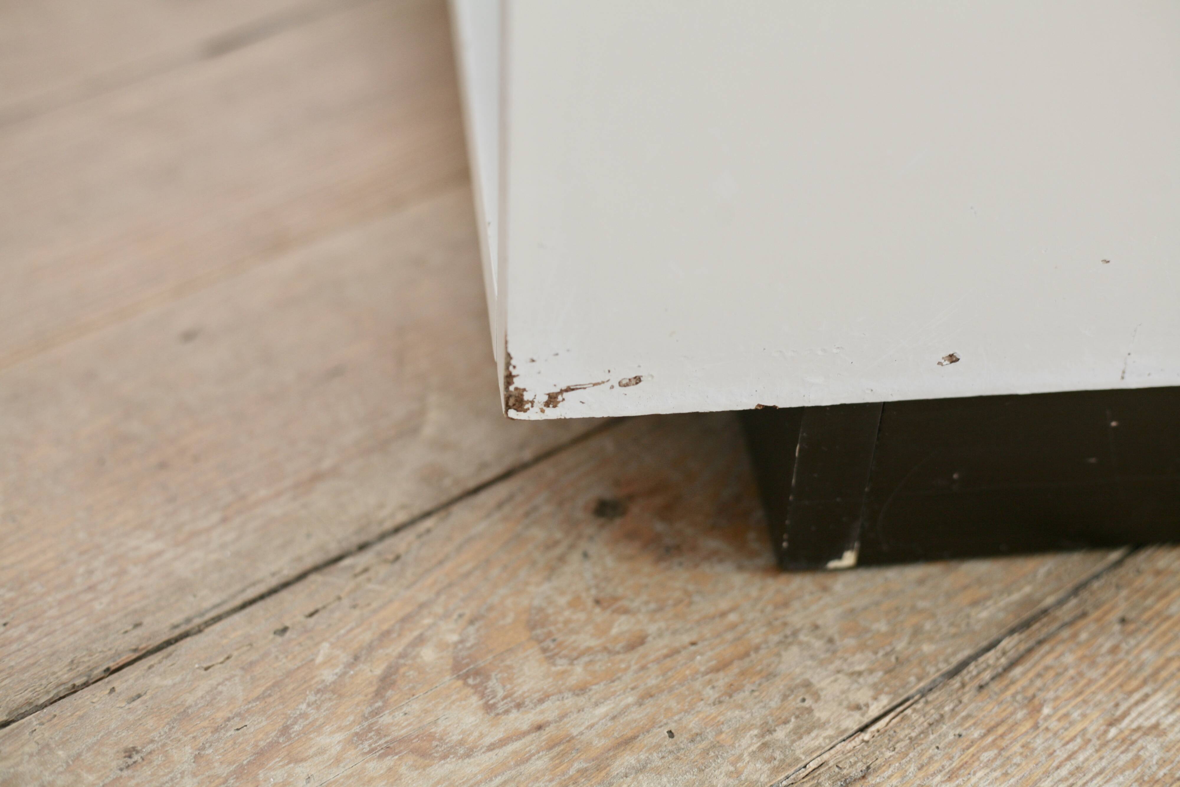 Low storage unit, Raymond Loewy, Doubinsky Frères, 1970s