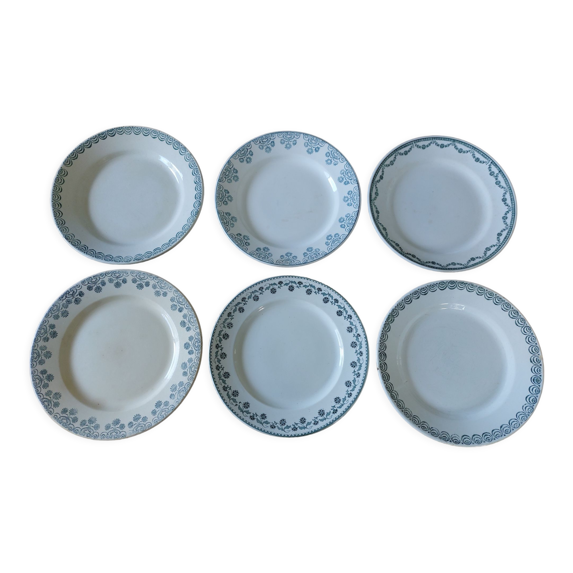 Lot de 6 assiettes terre de fer dépareillées tons bleus verts