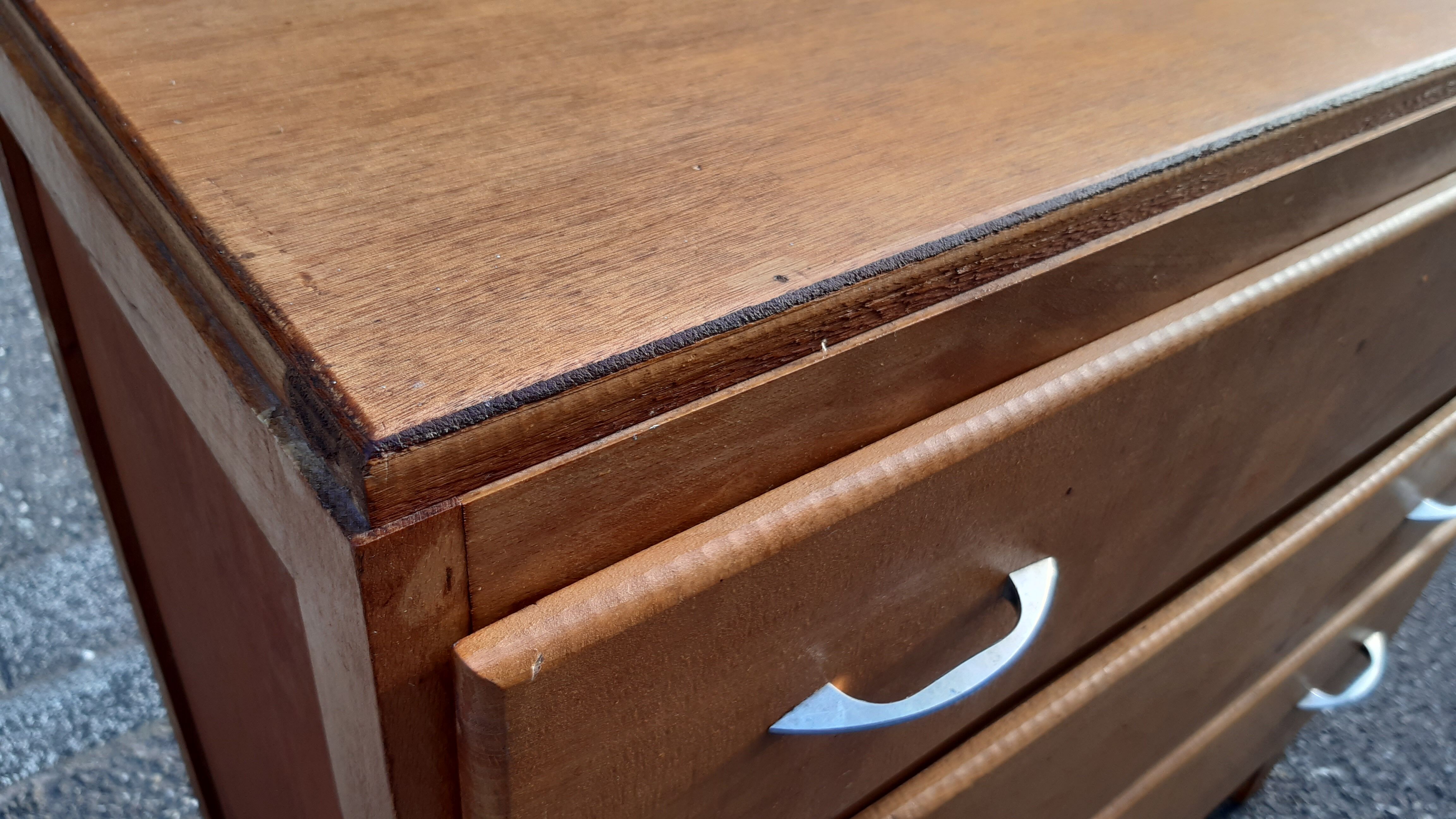 Vintage chest of drawers