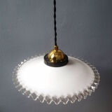 Suspension opaline