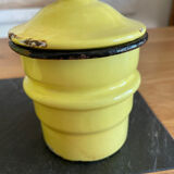 Cafetière jaune en métal émaillé