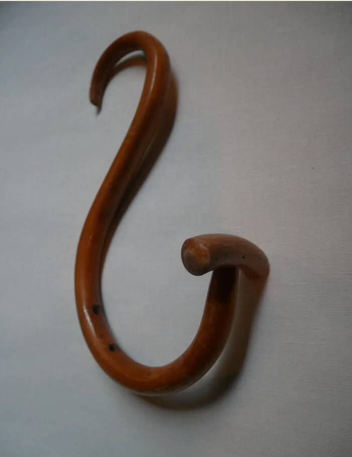 Set of five turned wooden wall hooks Thonet classic country decoration