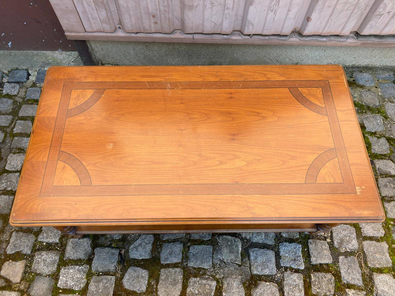 Solid wood and marquetry coffee table, double top, 110cm