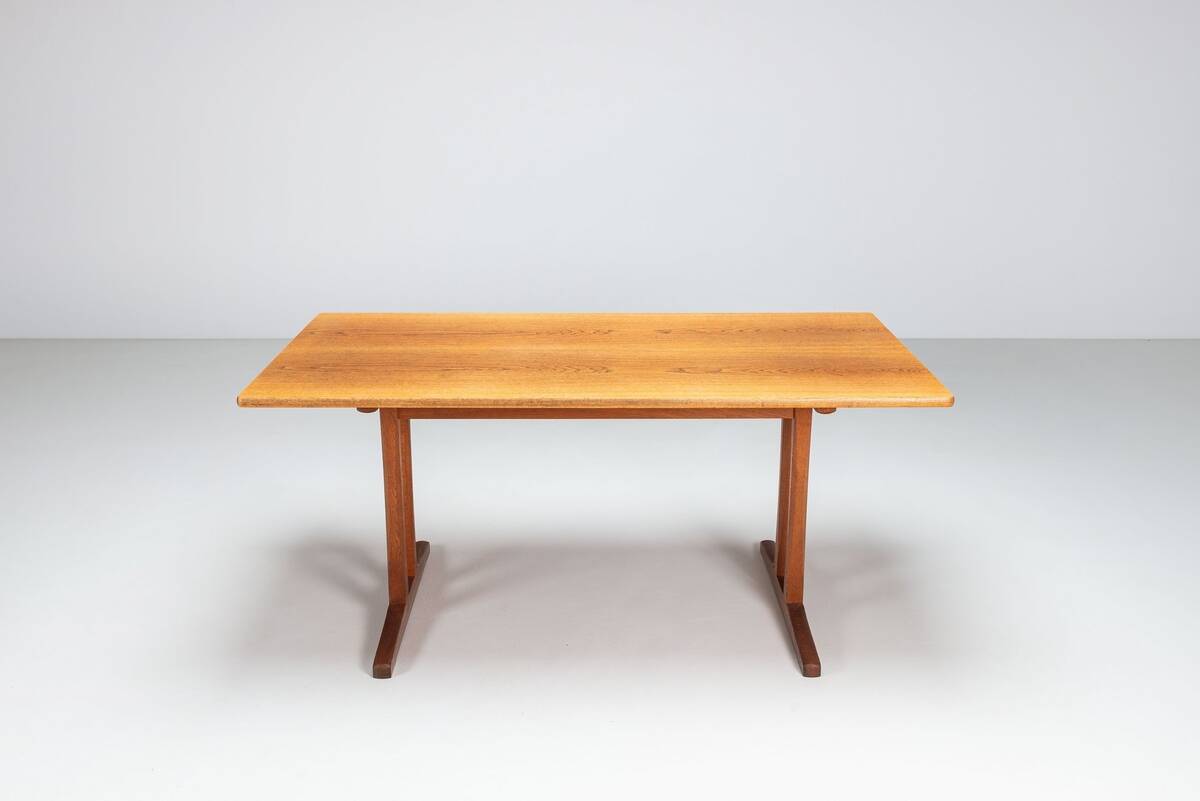 Borge Mogensen C18 Shaker dining table in oak, FDB Mobler, Denmark, 1947