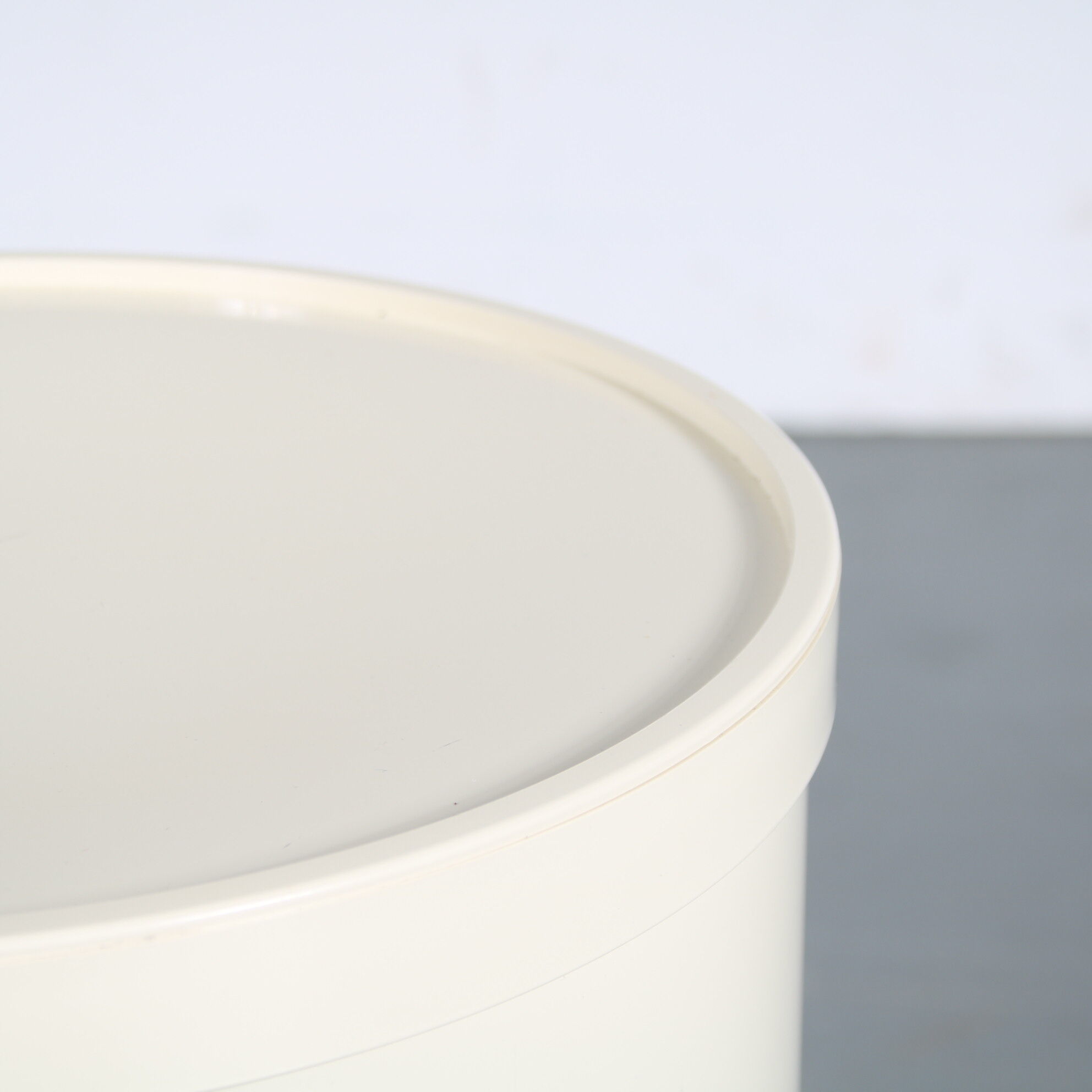 Table de chevet des années 1980 par Anna Castelli Ferrieri pour Kartell, Italie