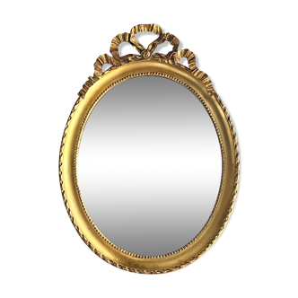 Gilded mirror with pediment